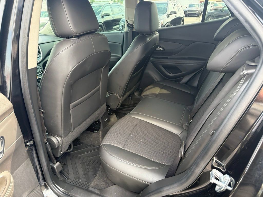 Used 2022 Buick Encore Preferred w/ Safety Package AWD/4WD image 14