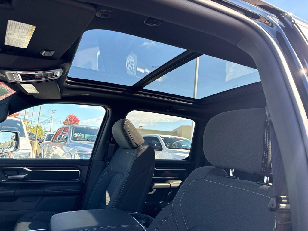 New 2026 RAM 1500 Big Horn AWD/4WD image 16