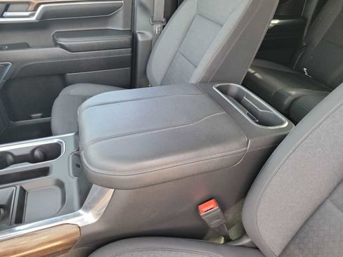 Used 2023 Chevrolet Silverado 1500 LT Trail Boss w/ Protection Package image 16