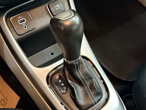 Used 2019 Jeep Compass Latitude w/ Popular Equipment Group image 17