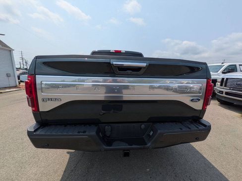 Used 2015 Ford F150 Platinum w/ Equipment Group 701A Luxury AWD/4WD image 6