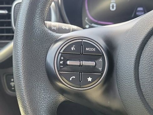 Used 2023 Kia Soul LX w/ Option Group 015 image 18