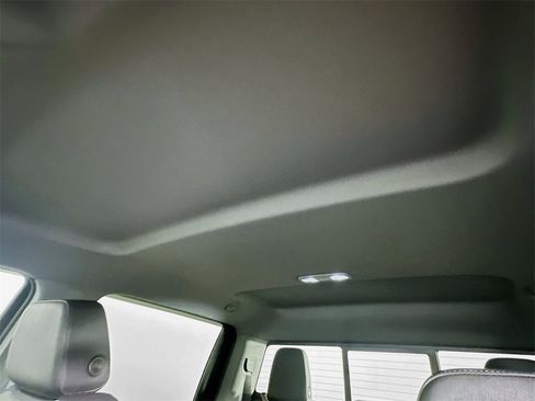 Used 2024 Chevrolet Silverado 3500 LTZ image 21