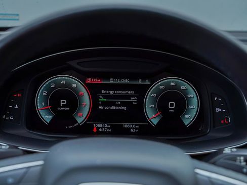 Used 2021 Audi Q7 3.0T Premium Plus w/ Premium Plus Package image 12