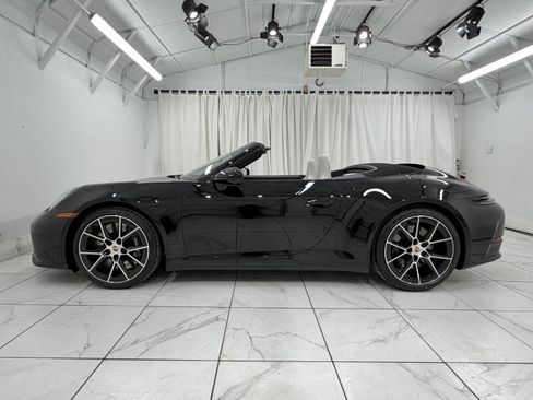 Certified 2026 Porsche 911 Carrera 4S AWD/4WD image 18