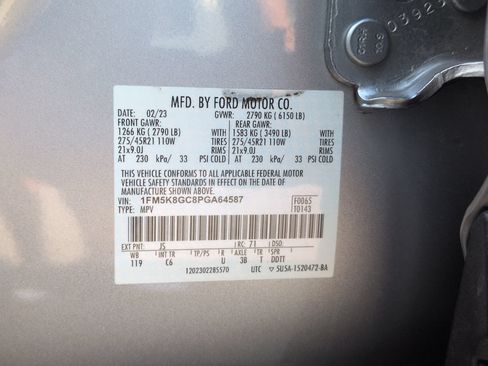Used 2023 Ford Explorer ST w/ Equipment Group 401A AWD/4WD image 40