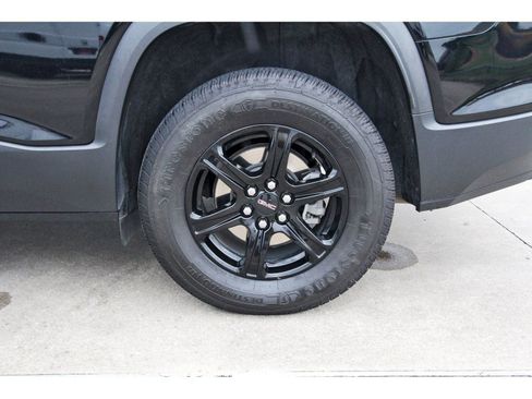 Used 2023 GMC Acadia AT4 w/ Technology Package AWD/4WD image 33