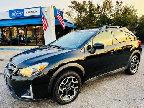 Used 2017 Subaru Crosstrek 2.0i Premium image 42