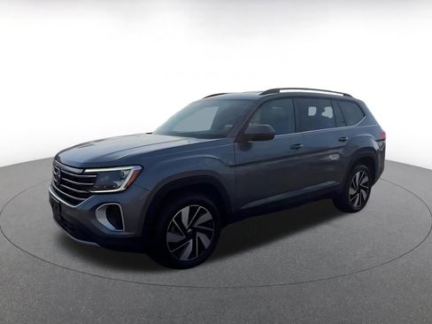 Used 2024 Volkswagen Atlas SE image 7