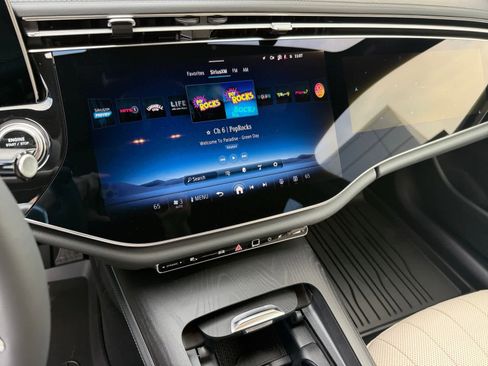 New 2026 Mercedes-Benz E 350 4MATIC Sedan image 18