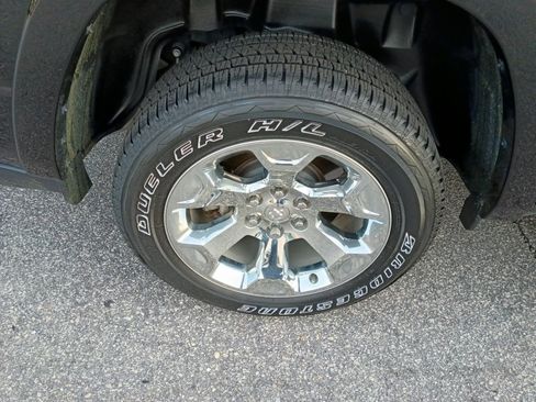 Used 2025 RAM 1500 Big Horn AWD/4WD image 27