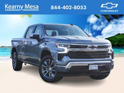 New 2026 Chevrolet Silverado 1500 LT w/ LPO, Dark Essentials Package