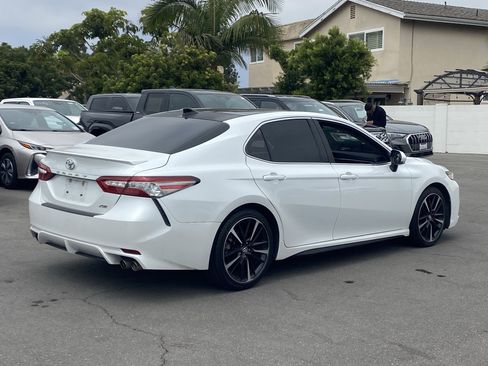 Used 2018 Toyota Camry XSE w/ Audio Package FWD image 3