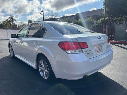 Used 2013 Subaru Legacy 2.5i Premium w/ All-Weather Pkg image 8