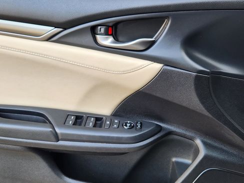 Used 2018 Honda Civic EX-L image 29