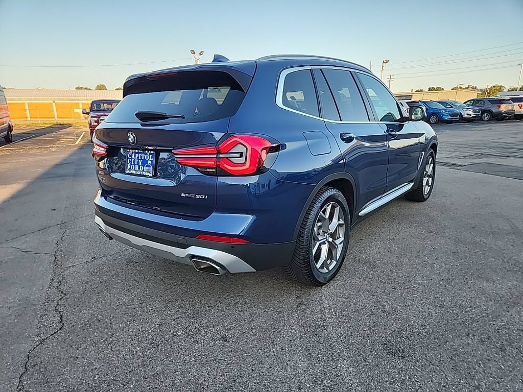 Used 2023 BMW X3 sDrive30i w/ Premium Package RWD image 5