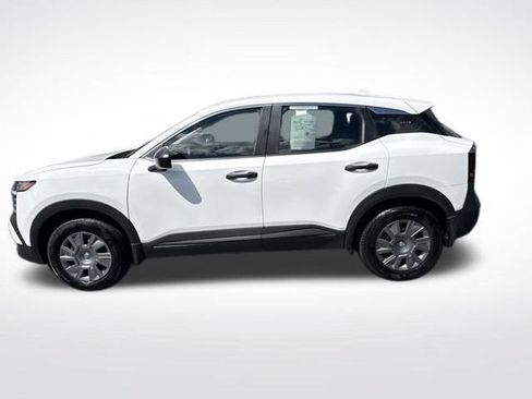 Used 2025 Nissan Kicks S AWD/4WD image 4