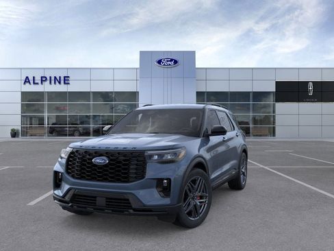 New 2026 Ford Explorer ST-Line w/ ST-Line Street Pack image 2