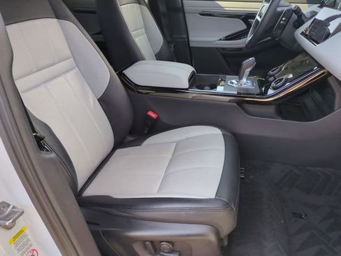 Used 2023 Land Rover Range Rover Evoque R-Dynamic S image 18