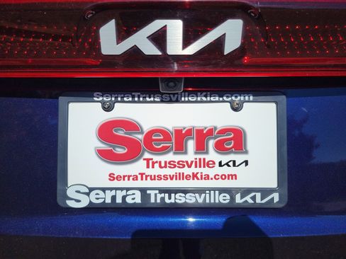 Used 2024 Kia Carnival LX image 33