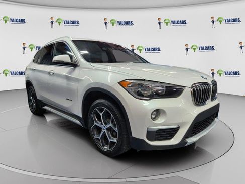 Used 2018 BMW X1 xDrive28i AWD/4WD image 2
