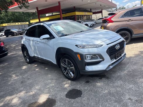 Used 2020 Hyundai Kona Limited w/ Cargo Package FWD image 6
