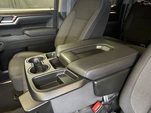 Used 2026 Chevrolet Silverado 1500 LT AWD/4WD image 31