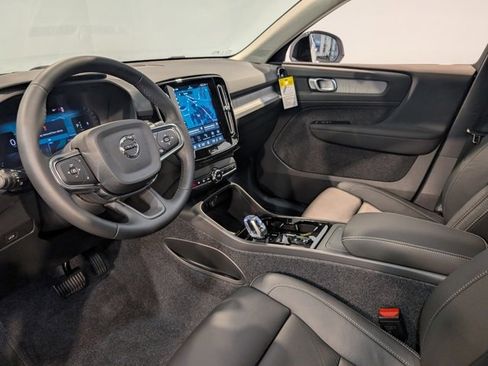 New 2026 Volvo XC40 B5 Plus w/ Protection Package Premier image 12