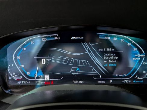 Certified 2023 BMW 530e xDrive w/ Premium Package AWD/4WD image 40