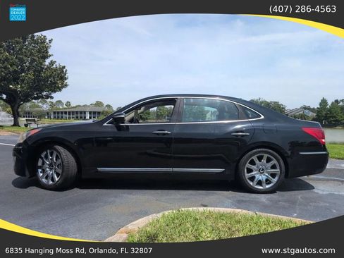 Used 2013 Hyundai Equus Signature RWD image 2