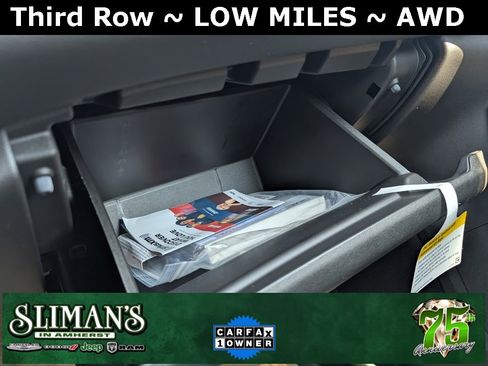 Used 2023 GMC Acadia SLE image 34