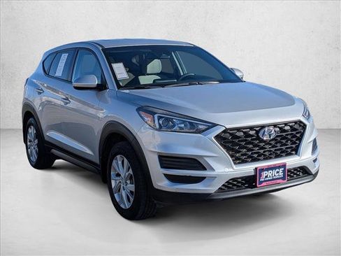 Used 2019 Hyundai Tucson SE image 3