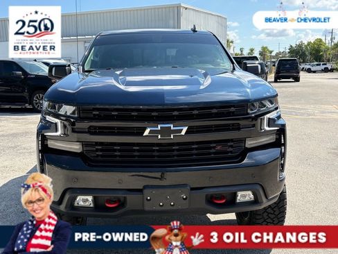 Used 2021 Chevrolet Silverado 1500 LT Trail Boss w/ Convenience Package II AWD/4WD image 3