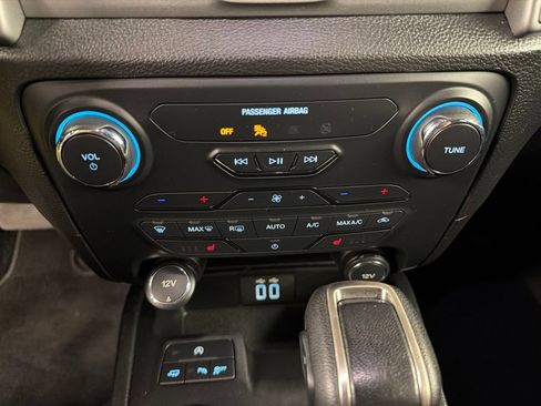 Certified 2019 Ford Ranger XLT w/ Equipment Group 302A Luxury AWD/4WD image 15