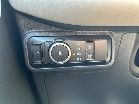 New 2026 Ford Explorer Active w/ Active Comfort Package RWD image 27