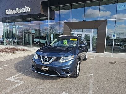 Used 2015 Nissan Rogue SV w/ SV Premium Package
