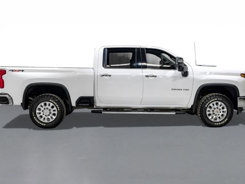 Used 2022 Chevrolet Silverado 2500 LTZ w/ Safety Package image 5