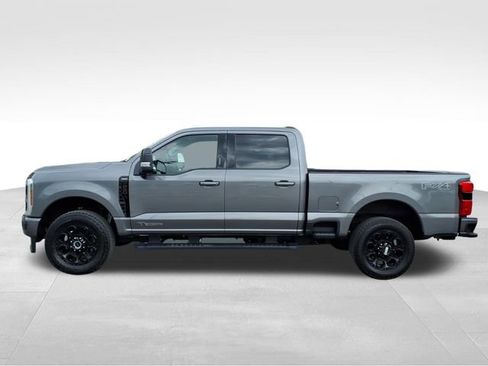 Certified 2024 Ford F250 Lariat w/ Lariat Ultimate Package AWD/4WD image 4