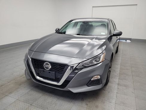 Used 2022 Nissan Altima 2.5 SV image 15