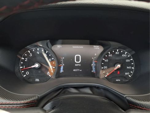 Used 2025 Jeep Compass Trailhawk AWD/4WD image 12