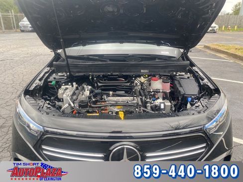 Used 2023 Mercedes-Benz EQB 300 4MATIC image 13