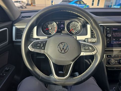 Used 2021 Volkswagen Atlas SE w/ Panoramic Sunroof Package AWD/4WD image 25