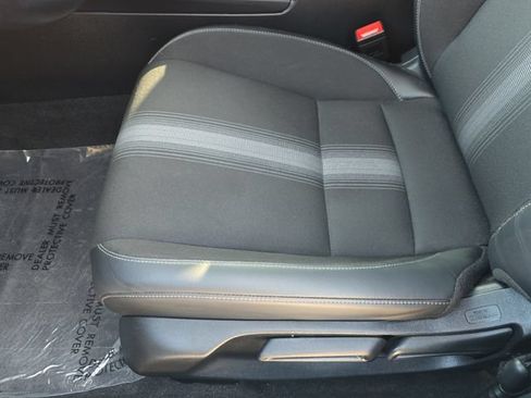 Used 2023 Honda Civic Sport image 10