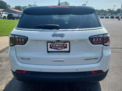 Used 2025 Jeep Compass Limited AWD/4WD image 13