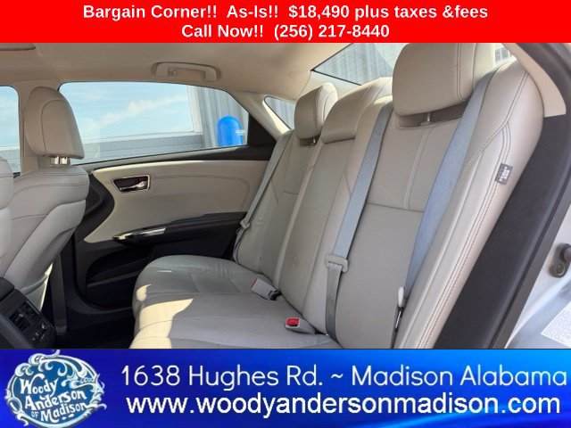 Used 2017 Toyota Avalon Limited w/ Carpet Mat Package FWD image 11