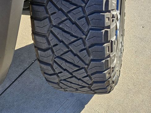 Used 2023 GMC Canyon AT4 w/ AT4 Premium Package image 14