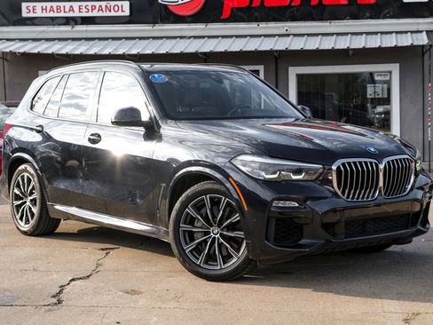 Used 2019 BMW X5 xDrive50i w/ M Sport Package image 6