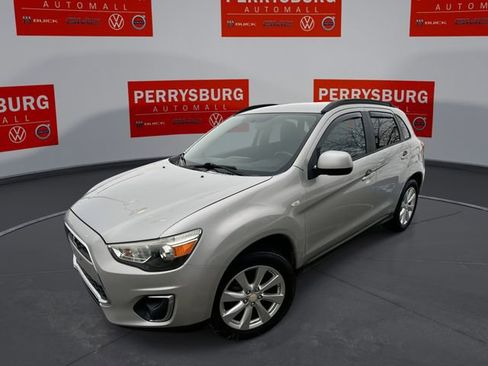 Used 2015 Mitsubishi Outlander Sport ES image 1