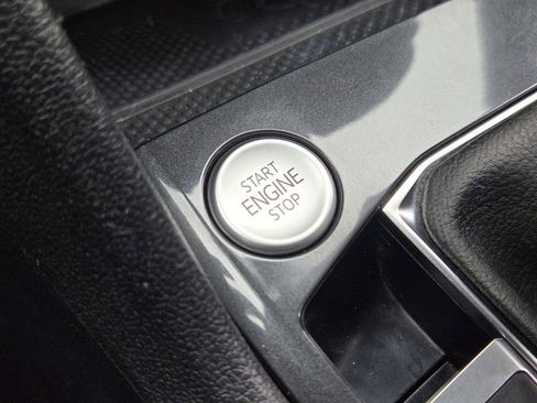 Used 2023 Volkswagen Tiguan SE R-Line FWD image 27