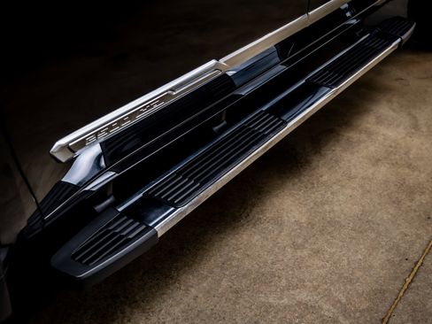 Used 2025 Chevrolet Silverado 2500 High Country w/ High Country Premium Package image 20